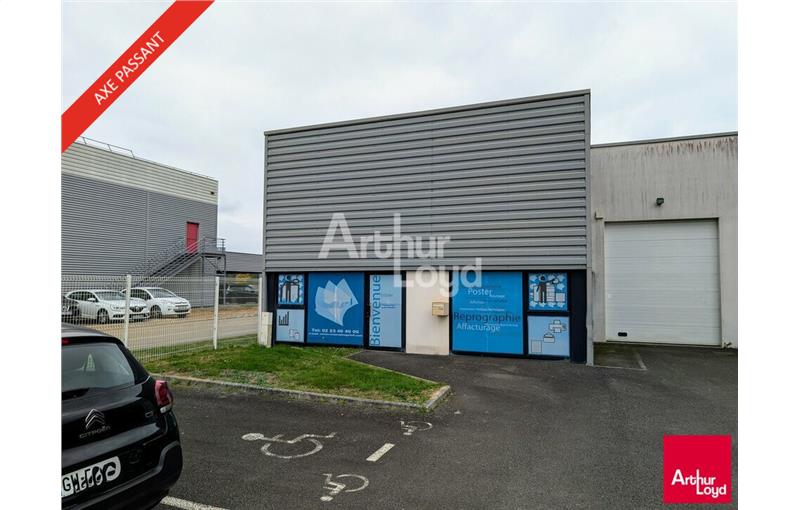 Location d'entrepôt de 240 m² à Saint-Jacques-de-la-Lande - 35136 photo - 1