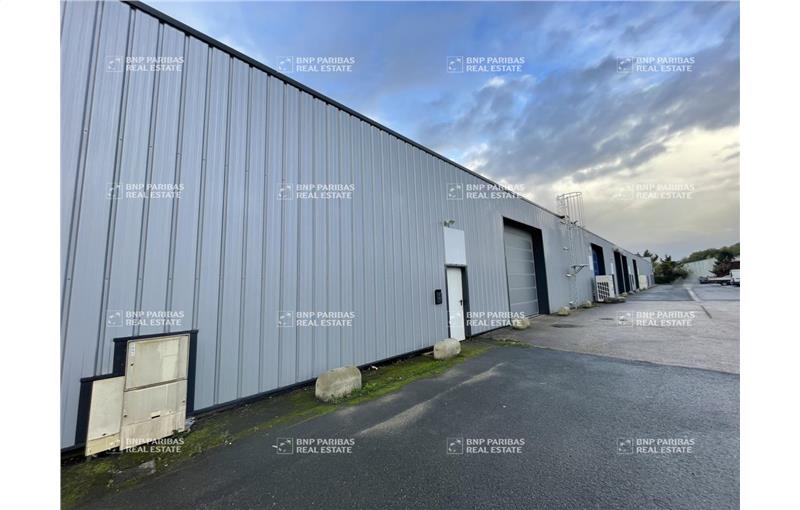 Location d'entrepôt de 630 m² à Saint-Jean-de-Braye - 45800 photo - 1