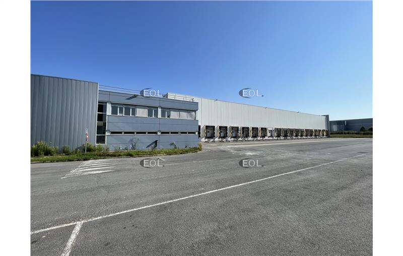 Location d'entrepôt de 7 986 m² à Saint-Ouen-l'Aumône - 95310 photo - 1