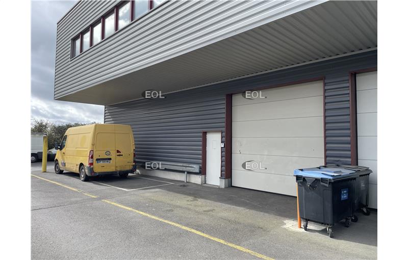 Location d'entrepôt de 330 m² à Saint-Ouen-l'Aumône - 95310 photo - 1