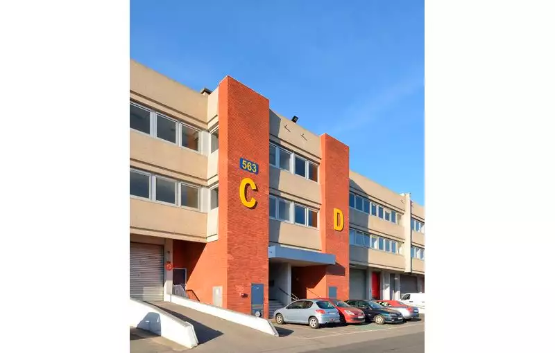 Location d'entrepôt de 9508 m² à Saint-Ouen - 93400