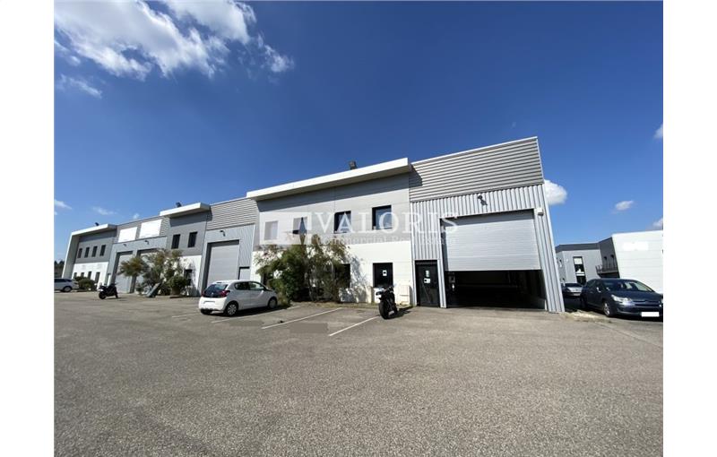 Location d'entrepôt de 330 m² à Saint-Priest - 69800 photo - 1