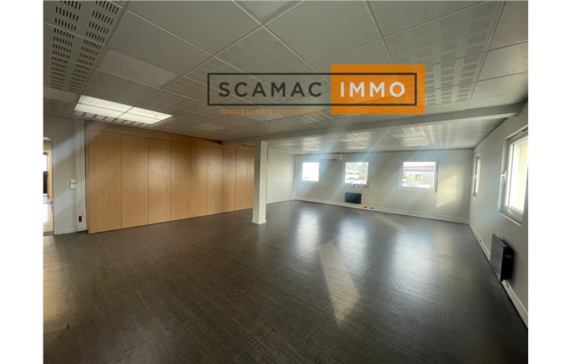 Location d'entrepôt de 635 m² à Sainte-Geneviève-des-Bois - 91700 photo - 1