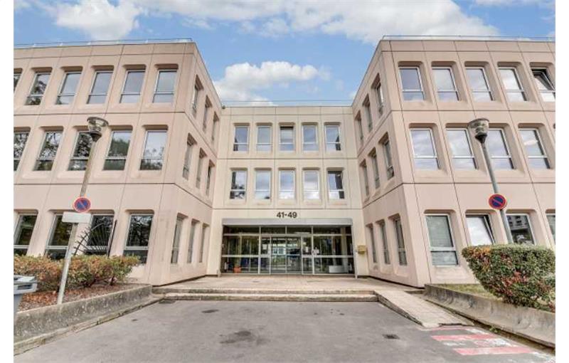 Location d'entrepôt de 302 m² à Sèvres - 92310 photo - 1