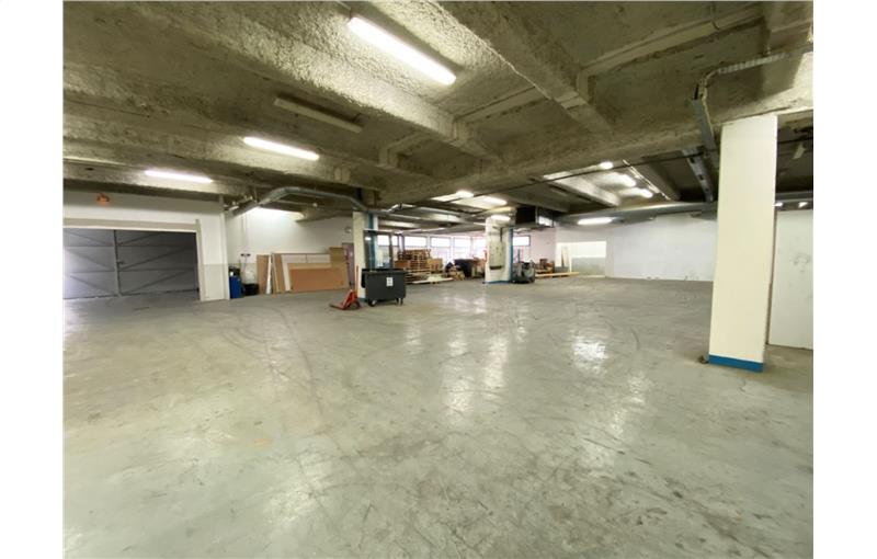 Location d'entrepôt de 676 m² à Sèvres - 92310 photo - 1