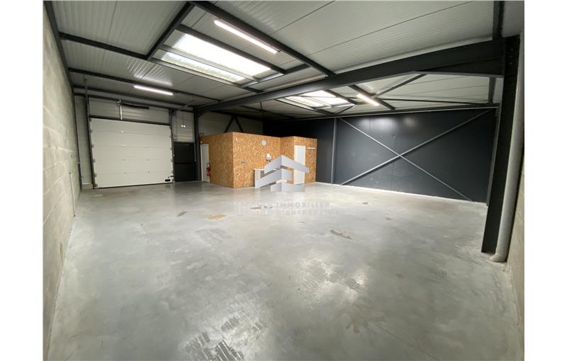 Location d'entrepôt de 115 m² à Sorinières - 44840 photo - 1