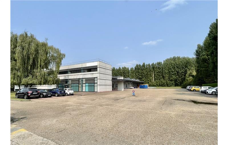 Location d'entrepôt de 4 200 m² à Sotteville-lès-Rouen - 76300 photo - 1