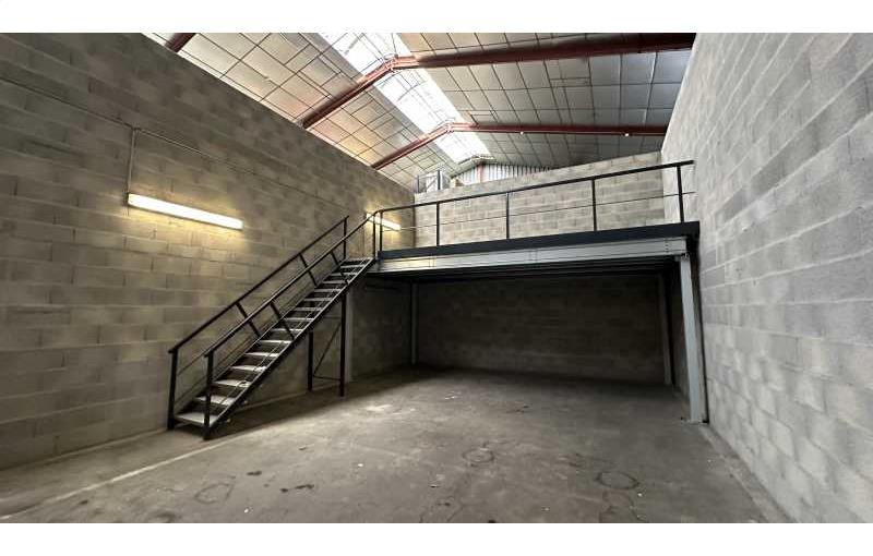 Location d'entrepôt de 70 m² à Strasbourg - 67000 photo - 1