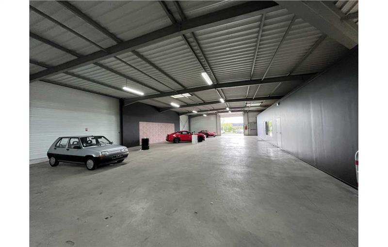 Location d'entrepôt de 765 m² à Thorigné-Fouillard - 35235 photo - 1