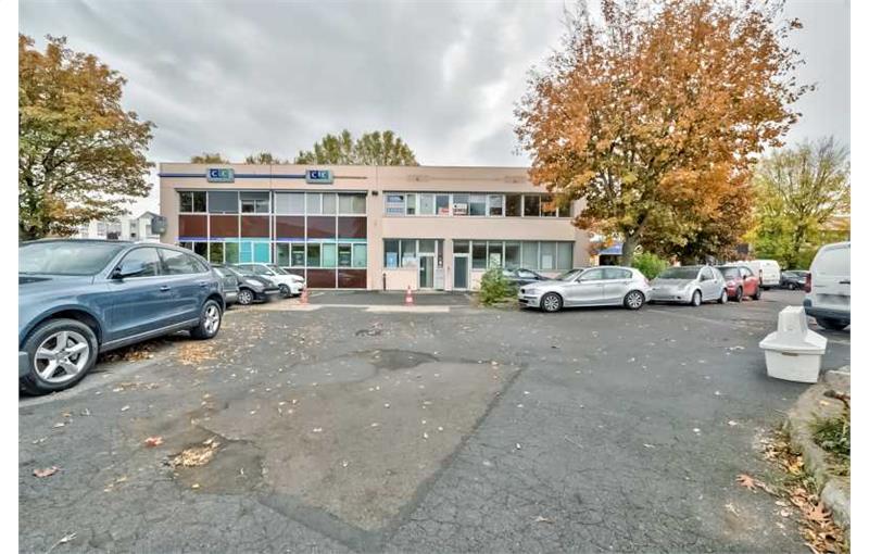 Location d'entrepôt de 353 m² à Torcy - 77200 photo - 1