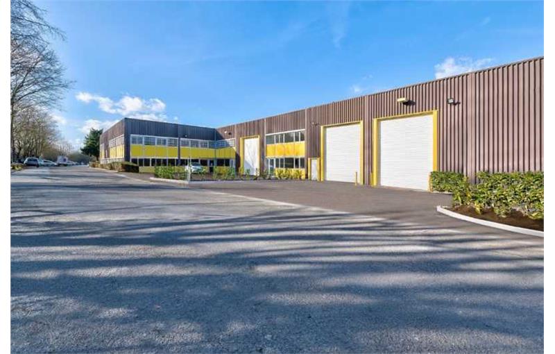 Location d'entrepôt de 322 m² à Torcy - 77200 photo - 1