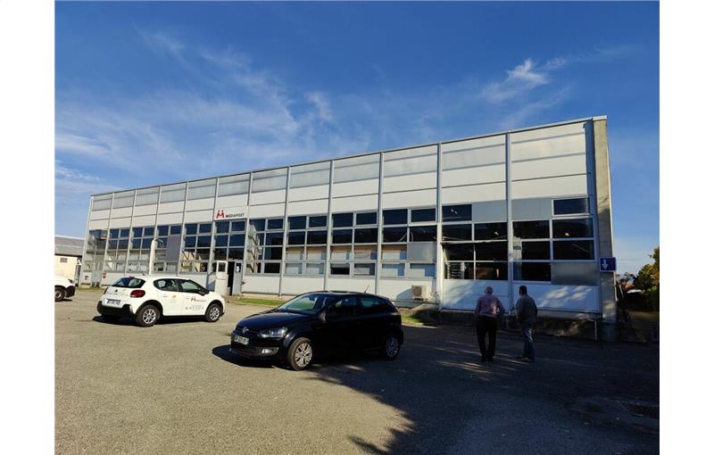 Location d'entrepôt de 2 669 m² à Valence - 26000 photo - 1