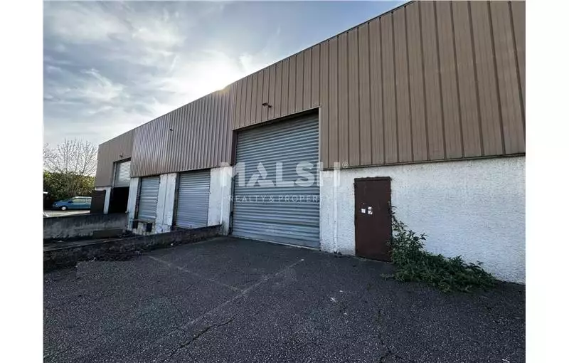 Location d'entrepôt de 1180 m² à Vaulx-en-Velin - 69120