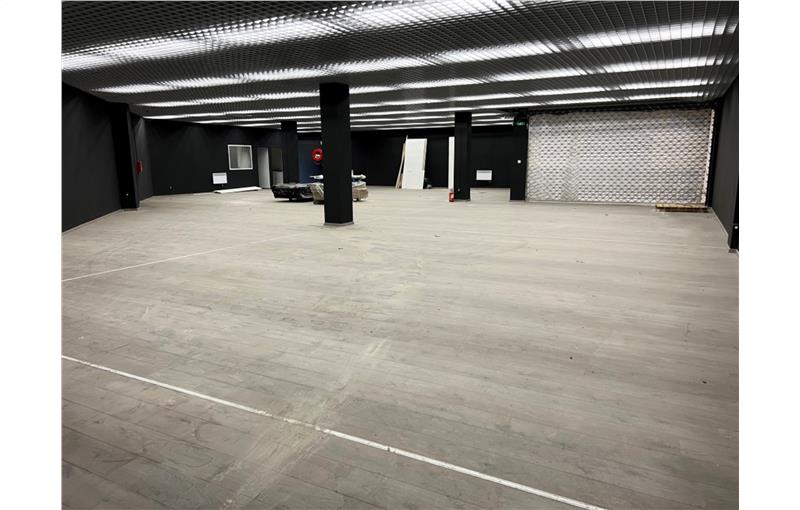 Location d'entrepôt de 400 m² à Vélizy-Villacoublay - 78140 photo - 1