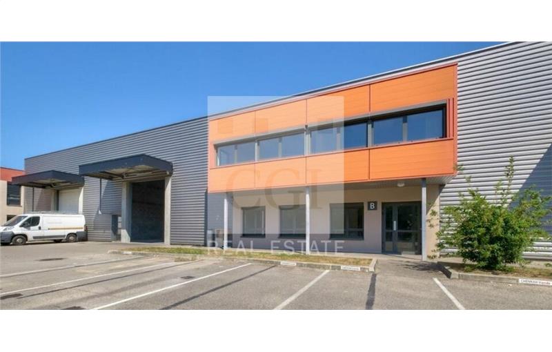 Location d'entrepôt de 843 m² à Vénissieux - 69200 photo - 1