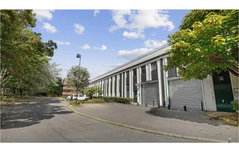 Location d'entrepôt de 1 615 m² à Verrières-le-Buisson - 91370 photo - 1