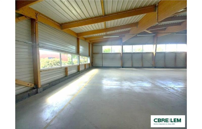 Location d'entrepôt de 764 m² à Verson - 14790 photo - 1