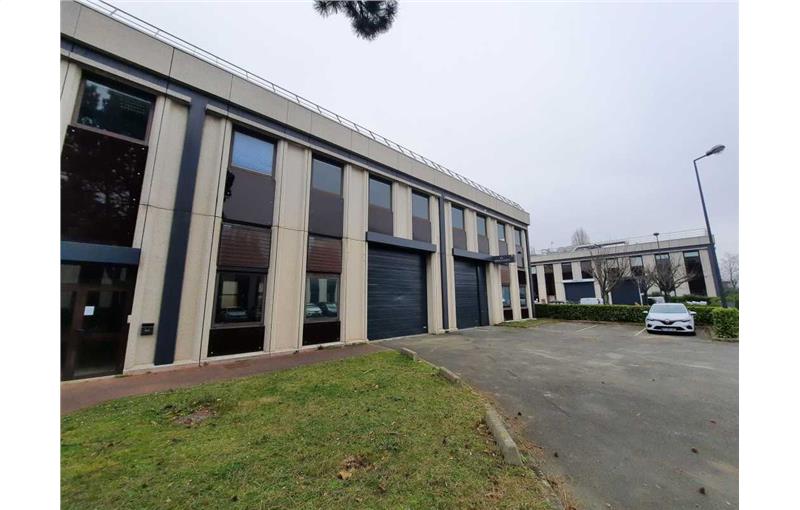 Location d'entrepôt de 1 591 m² à Villebon-sur-Yvette - 91140 photo - 1