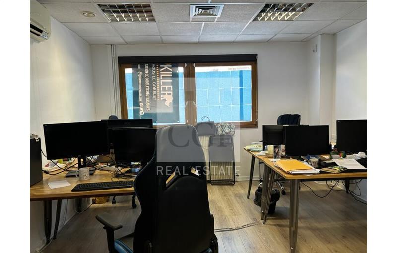 Location d'entrepôt de 540 m² à Villeurbanne - 69100 photo - 1