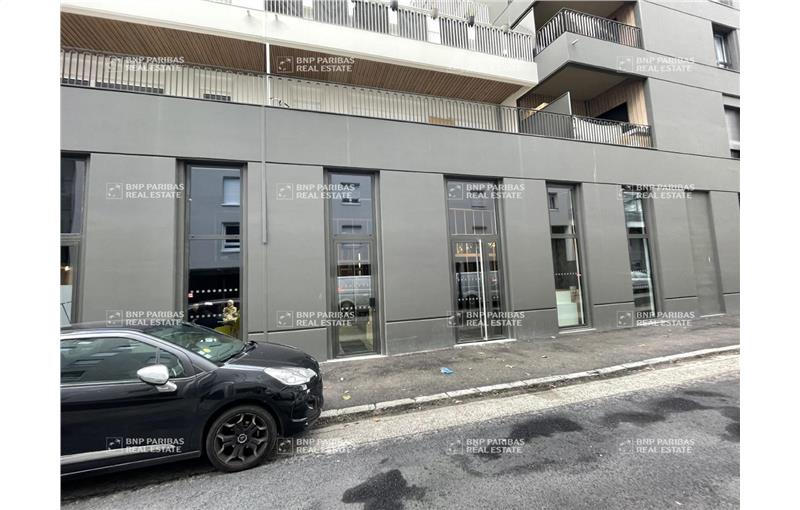 Location d'entrepôt de 466 m² à Villeurbanne - 69100 photo - 1