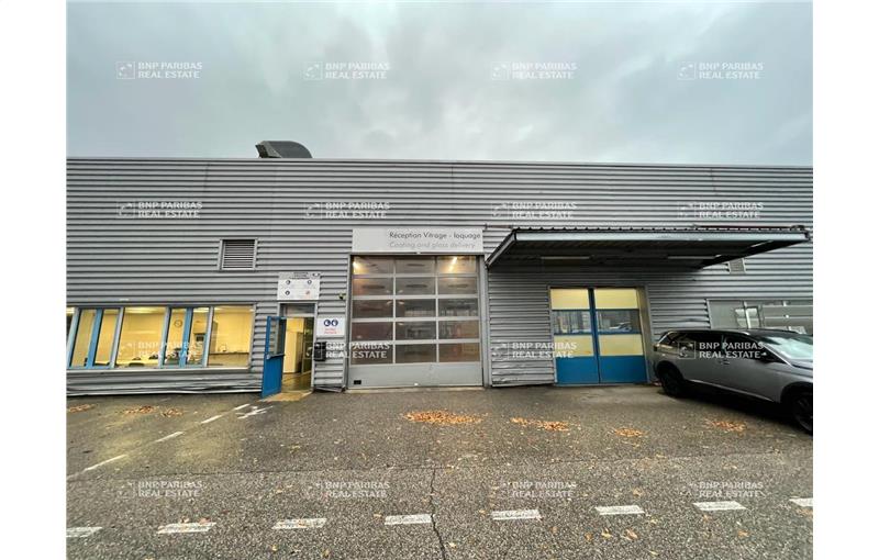 Location d'entrepôt de 2 275 m² à Voglans - 73420 photo - 1