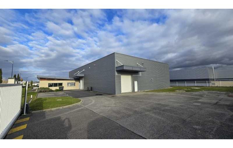 Location d'entrepôt de 870 m² à Vourles - 69390 photo - 1