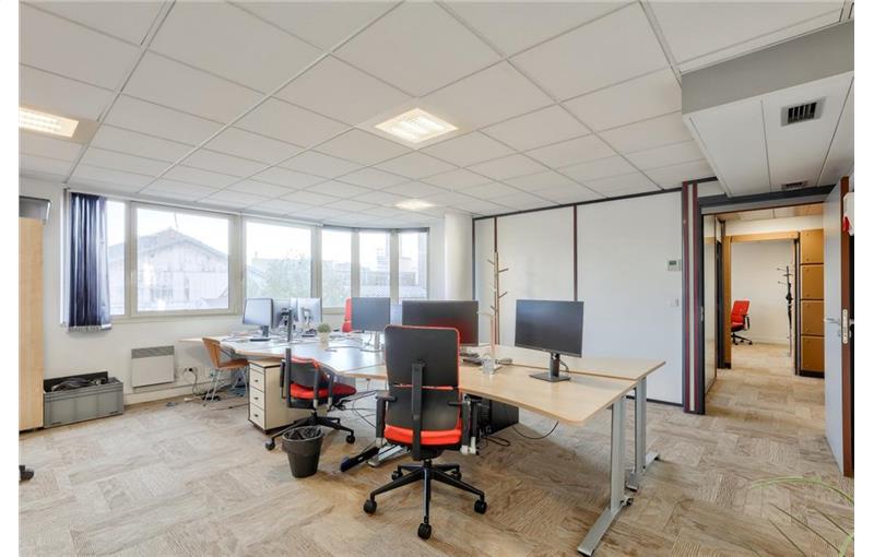 Vente de bureau de 483 m² à Asnières-sur-Seine - 92600 photo - 1