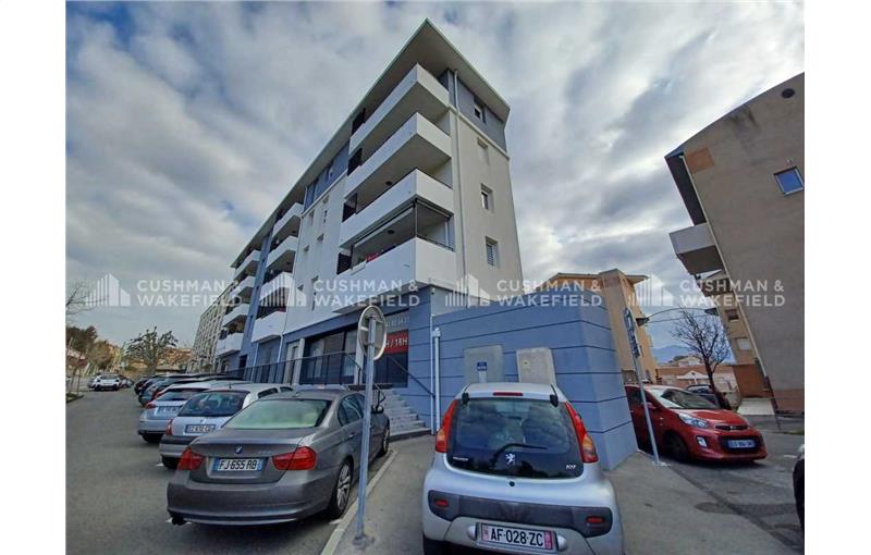 Vente de bureau de 308 m² à Aubagne - 13400 photo - 1