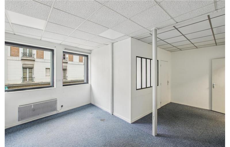 Vente de bureau de 166 m² à Aubervilliers - 93300 photo - 1