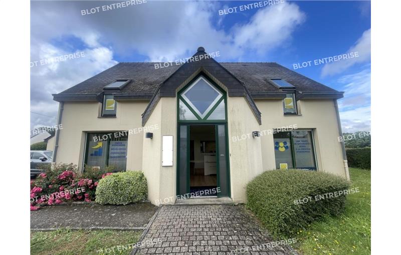 Achat de bureau de 212 m² à Bain-de-Bretagne - 35470 photo - 1