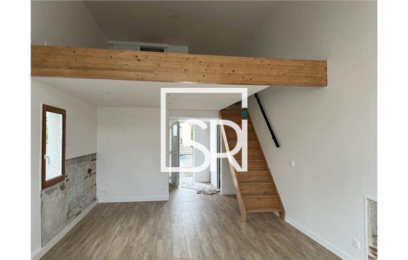 Vente de bureau de 68 m² à Bellerive-sur-Allier - 03700 photo - 1