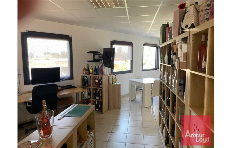 Vente de bureau de 106 m² à Béziers - 34500 photo - 1