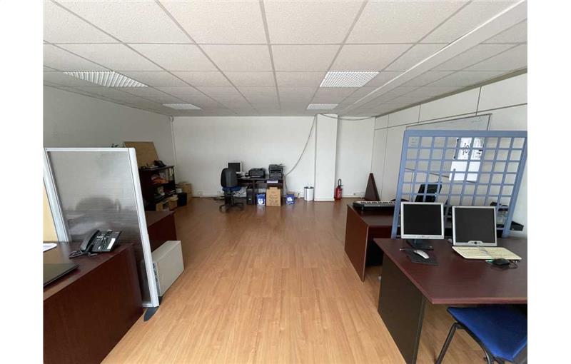 Bureau à vendre de 135 m² à Boissy-Saint-Léger - 94470 photo - 1