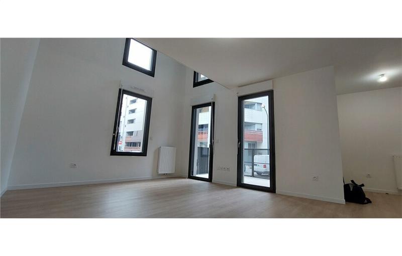 Vente de bureau de 90 m² à Bordeaux - 33000 photo - 1