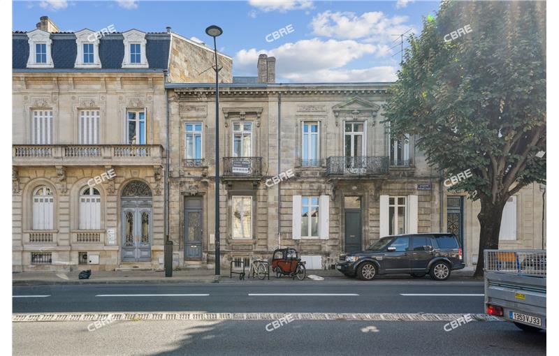 Vente de bureau de 75 m² à Bordeaux - 33000 photo - 1