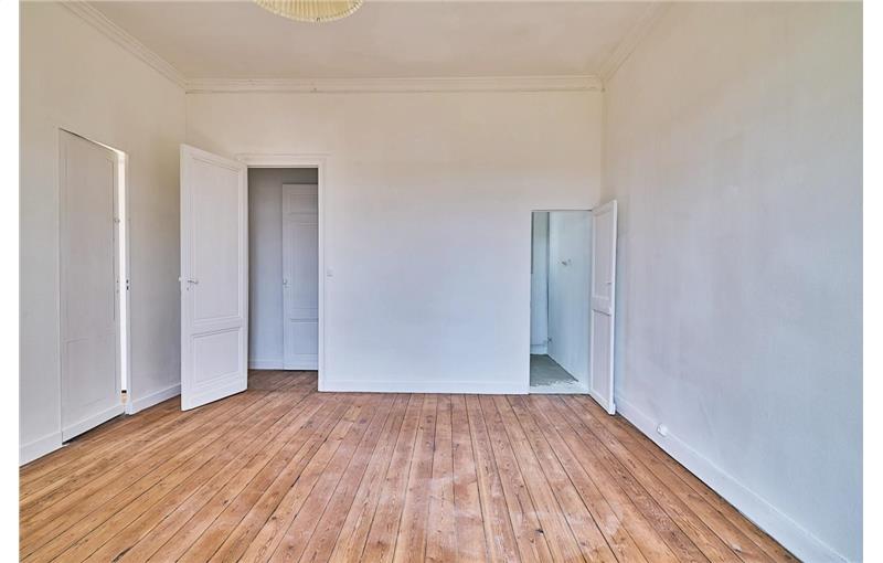 Vente de bureau de 164 m² à Bordeaux - 33000 photo - 1