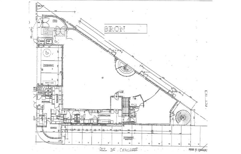 Bureau à acheter de 1 000 m² à Bron - 69500 plan - 1