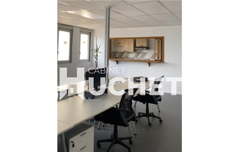 Achat de bureau de 220 m² à Caen - 14000 photo - 1