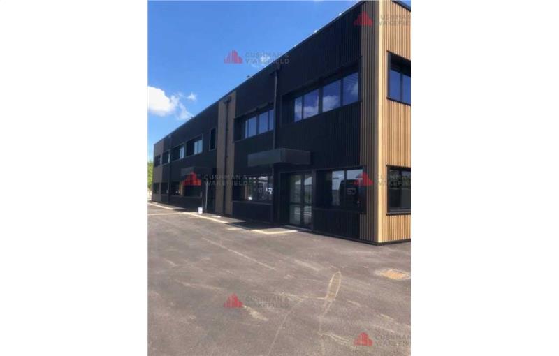 Bureau en vente de 89 m² à Châtillon-le-Duc - 25870 photo - 1