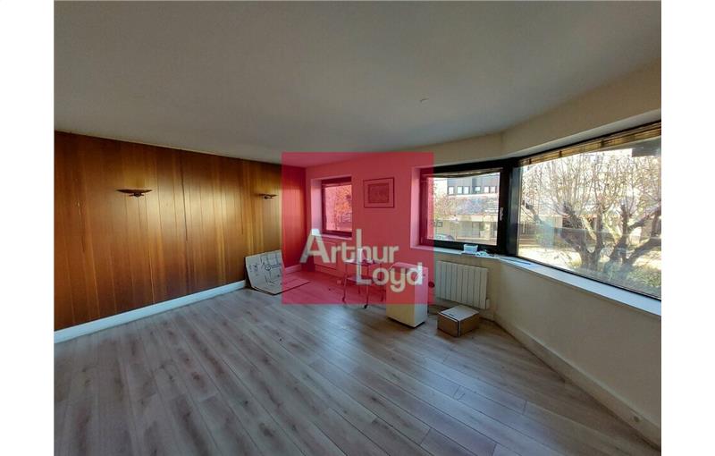 Achat de bureau de 151 m² à Clermont-Ferrand - 63000 photo - 1