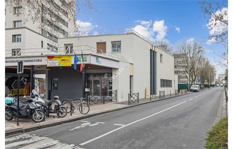 Achat de bureau de 840 m² à Courbevoie - 92400 photo - 1