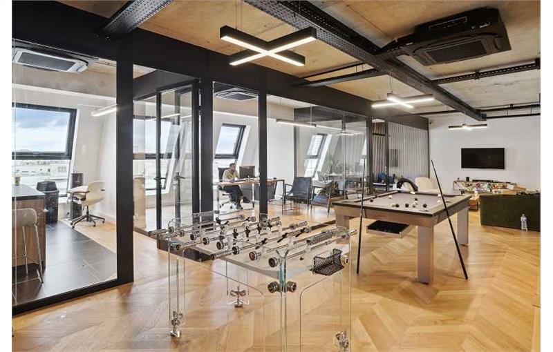 Vente de bureau de 891 m² à Courbevoie - 92400 photo - 1