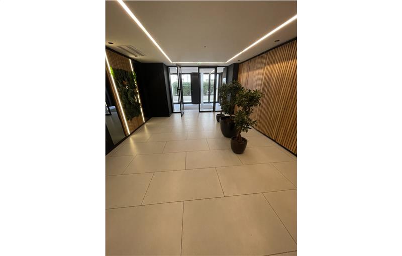 Achat de bureau de 133 m² à Courbevoie - 92400 photo - 1