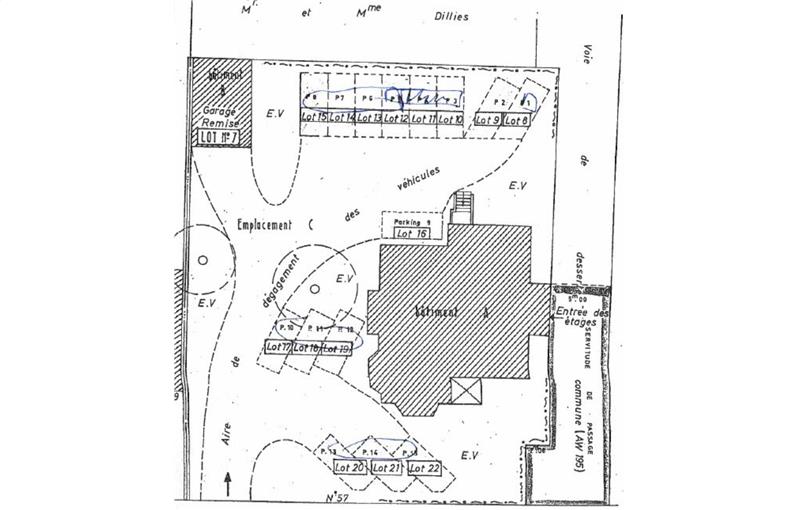 Bureau à acheter de 259 m² à Croix - 59170 plan - 1