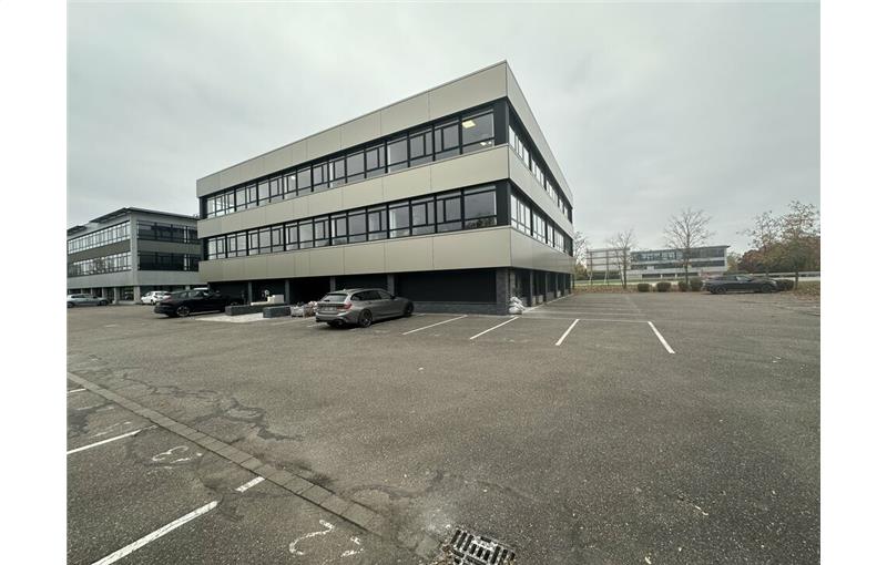 Vente de bureau de 145 m² à Entzheim - 67960 photo - 1