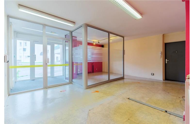 Vente de bureau de 342 m² à Firminy - 42700 photo - 1