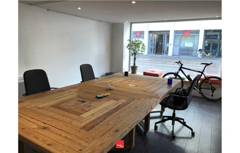 Vente de bureau de 133 m² à Grenoble - 38000 photo - 1