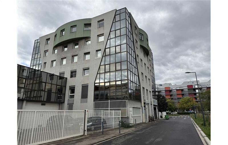 Vente de bureau de 458 m² à Grenoble - 38000 photo - 1