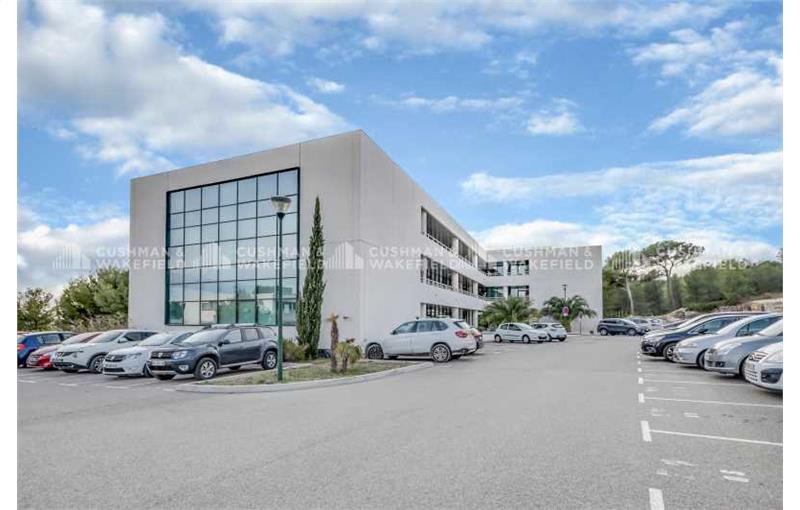 Bureau en vente de 133 m² à La Ciotat - 13600 photo - 1