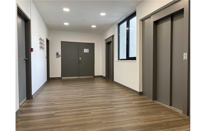 Vente de bureau de 424 m² à La Garenne-Colombes - 92250 photo - 1